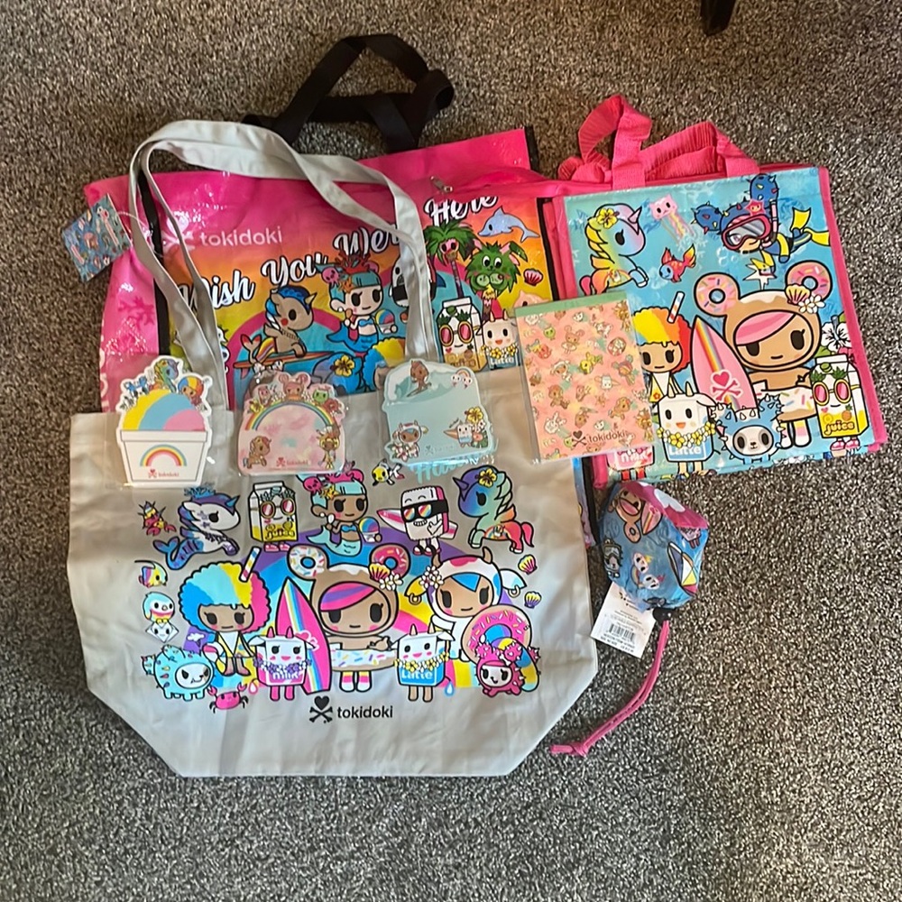 Tokidoki accessories 8 pack (aloha collection) NWT